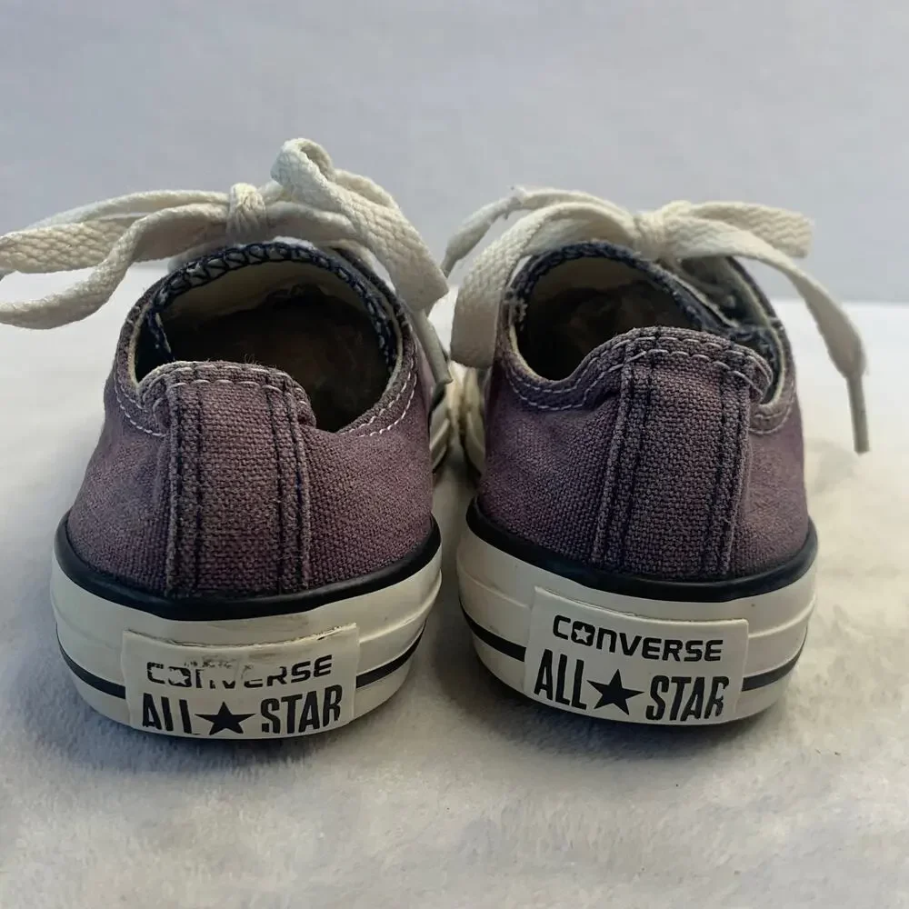 Converse Youth Sz 13 Chuck Taylor All Star Low Top Black White Sneakers